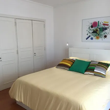 Romantic Apt Sea View Cascais Bay Апартаменты Кашкайш